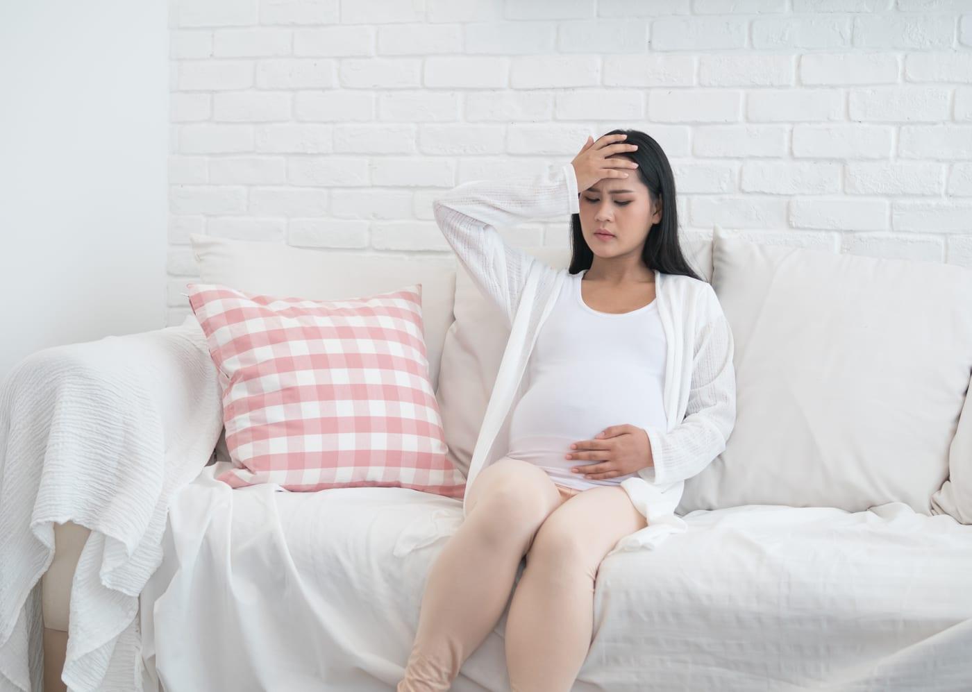 Ectopic Pregnancy Awareness: Symptoms, Red Flags & Risks